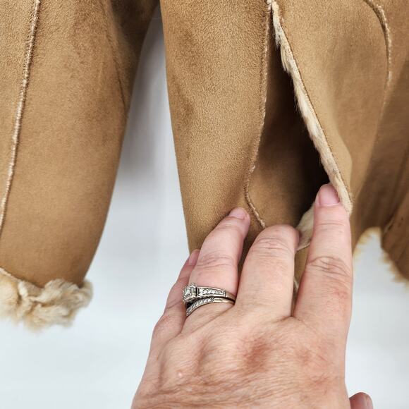 Coldwater Creek Petite Reversible Faux Suede Faux Fur Zip up Jacket Women's PM - Picture 5 of 12